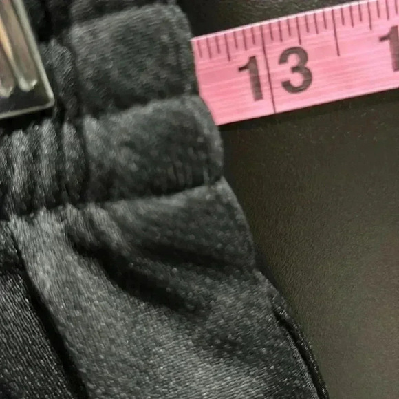 Nike Sports Athletic Iconic 3 Brand logo,elastic waist,hip pockets, shorts - Picture 6 of 11